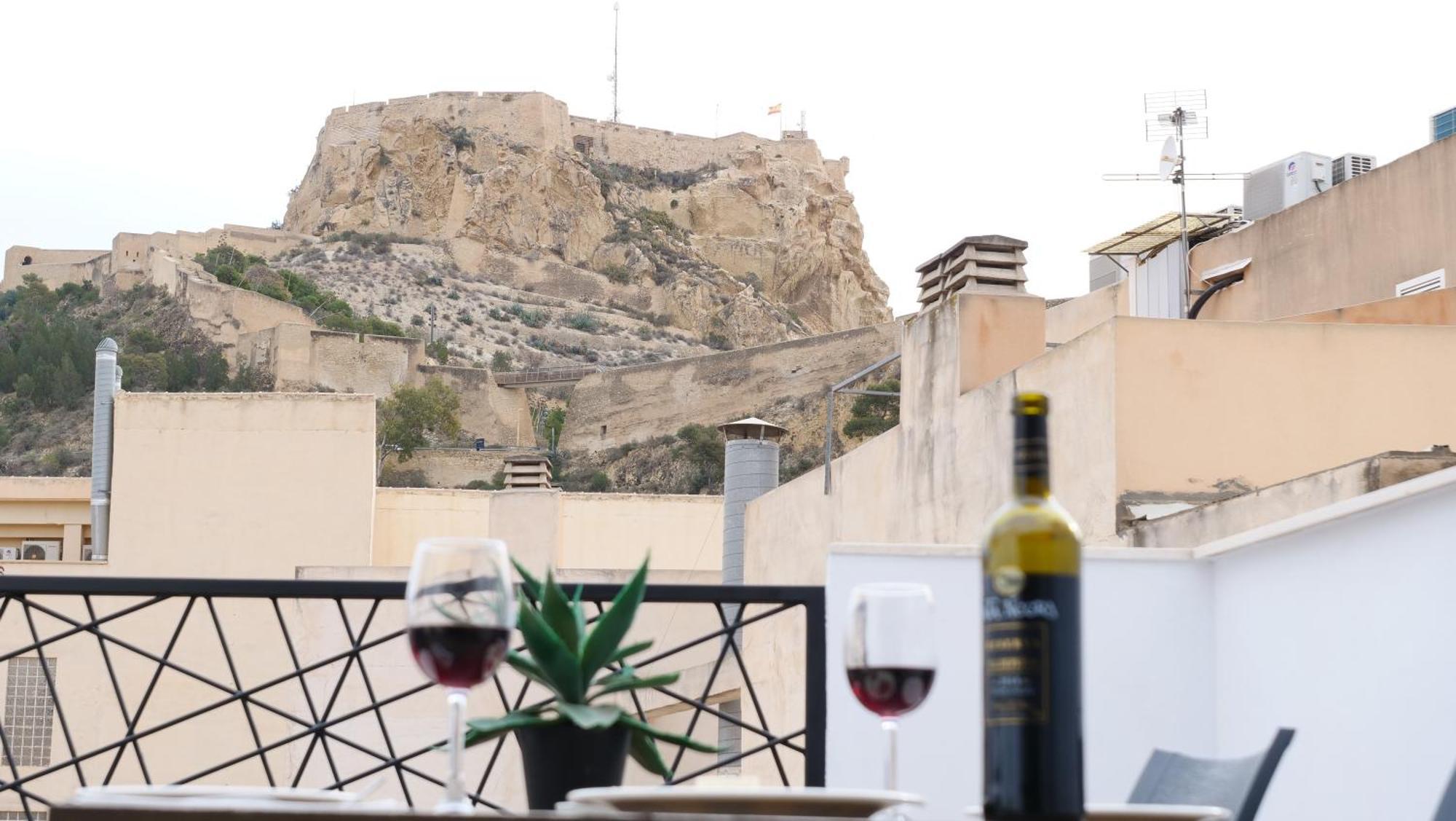 Apartamento Myflats The Castle Alicante Exterior foto